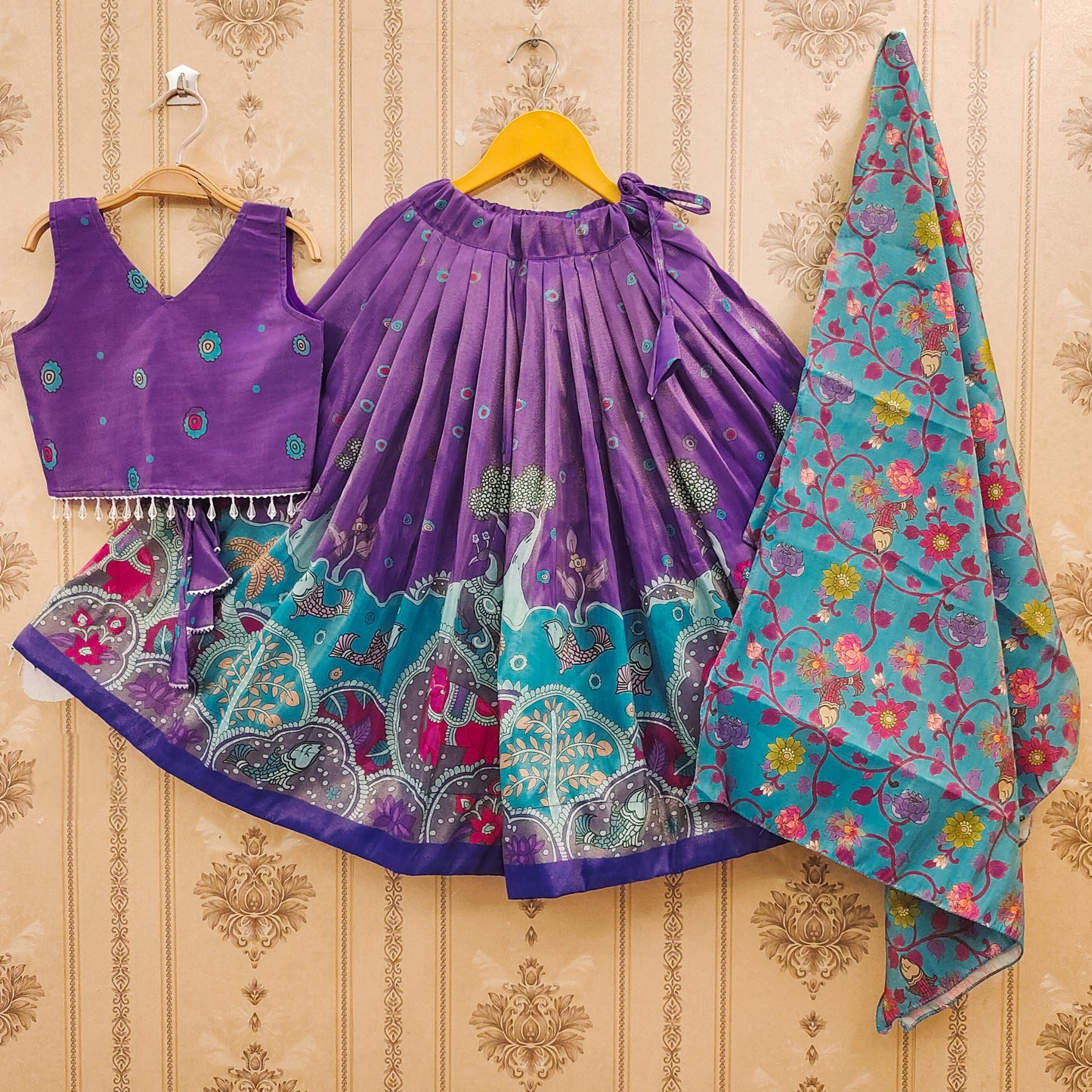 Trendy Kalamkari Kids Choli Set