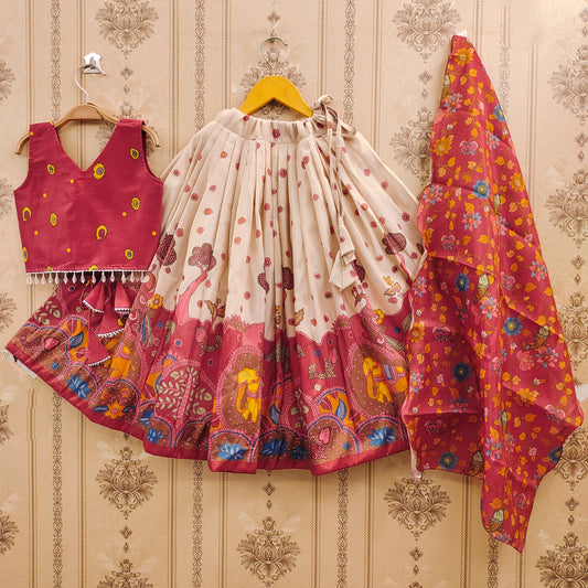 Trendy Kalamkari Kids Choli Set