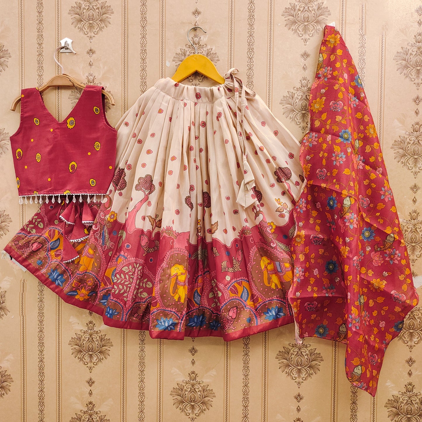 Trendy Kalamkari Kids Choli Set