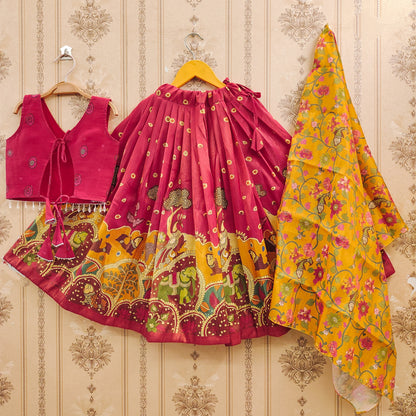 Trendy Kalamkari Kids Choli Set